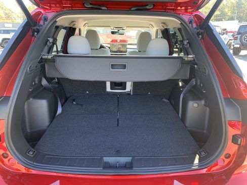 New 2025 Mitsubishi Outlander SE image 21