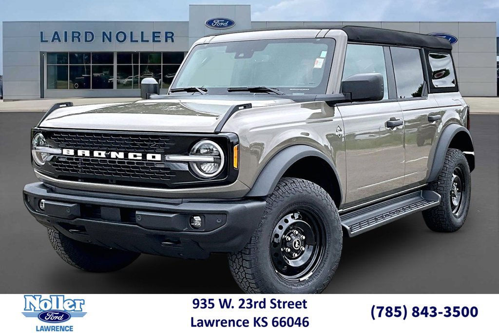 New 2026 Ford Bronco Outer Banks AWD/4WD image 1