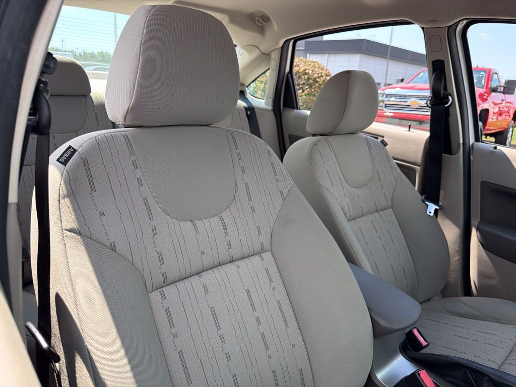 Used 2009 Ford Focus SE FWD image 19