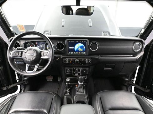 Used 2023 Jeep Wrangler Unlimited Sahara w/ Cold Weather Group image 25