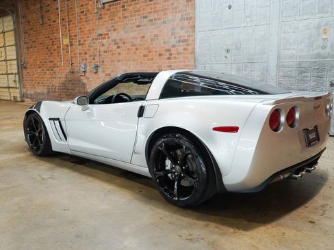 Used 2013 Chevrolet Corvette Grand Sport w/ 2LT Preferred Equipment Group RWD image 37