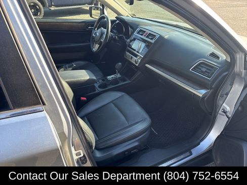 Used 2017 Subaru Outback 2.5i Limited image 13