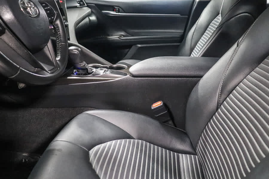 Certified 2024 Toyota Camry SE FWD image 19