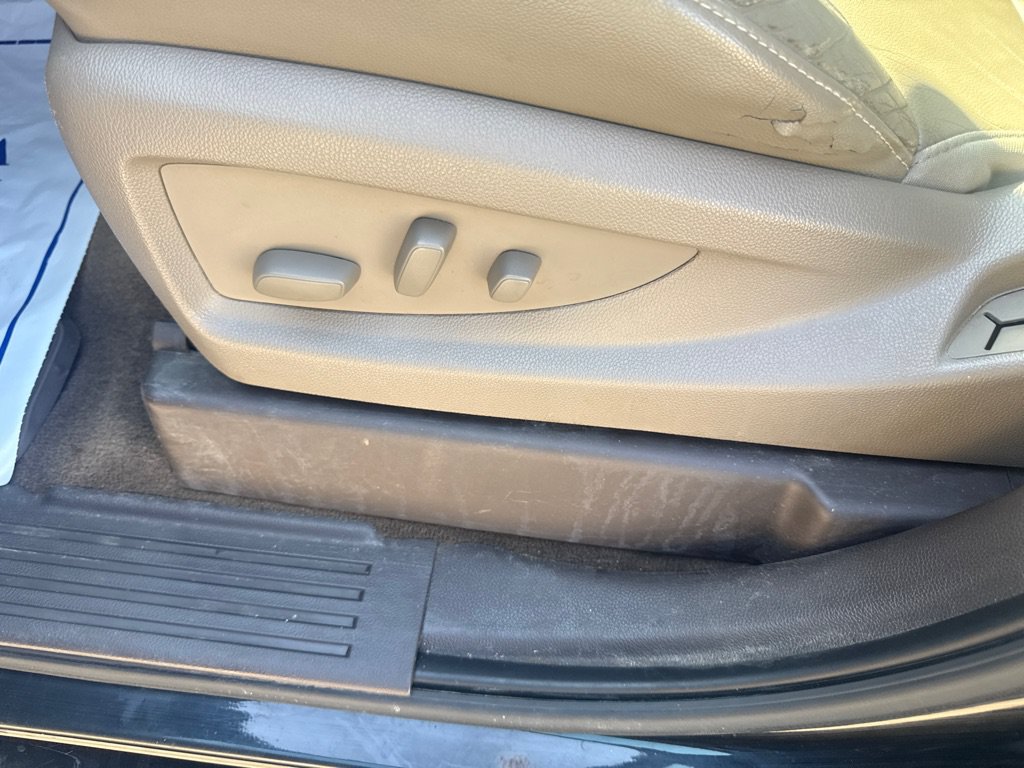 Used 2015 GMC Sierra 1500 SLT w/ SLT Crew Cab Value Package AWD/4WD image 22