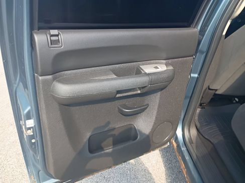 Used 2009 GMC Sierra 1500 SLE w/ Power Pack Plus AWD/4WD image 30