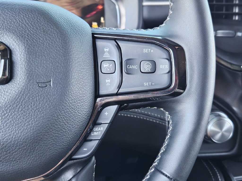 Used 2026 RAM 1500 Limited AWD/4WD image 35