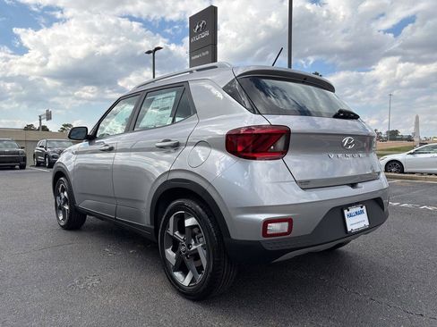 New 2026 Hyundai Venue SEL image 8