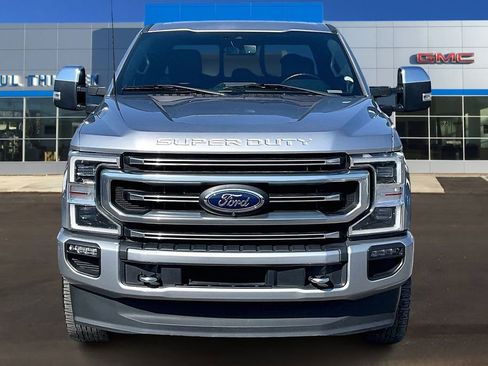 Used 2022 Ford F250 Platinum image 2