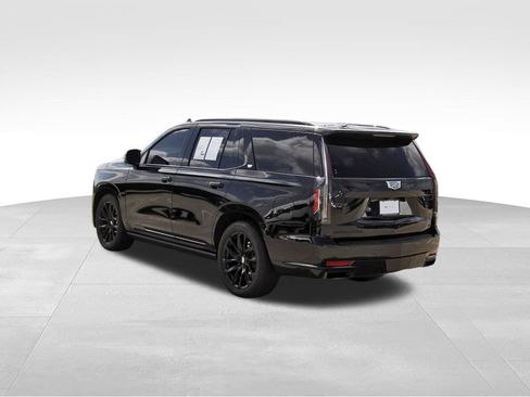 Certified 2024 Cadillac Escalade Sport Platinum w/ LPO, ONYX Package AWD/4WD image 3