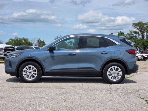 Used 2023 Ford Escape Active AWD/4WD image 5