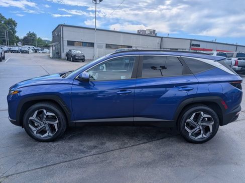 Used 2024 Hyundai Tucson SEL w/ Convenience Package AWD/4WD image 3