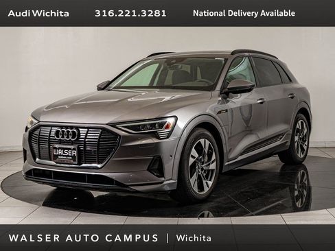 Used 2022 Audi e-tron Premium w/ Convenience Plus Package AWD/4WD image 1
