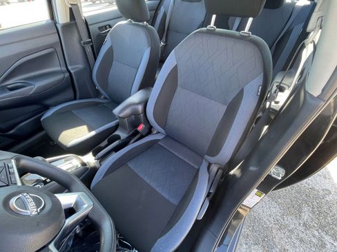 Used 2025 Nissan Versa SV image 35