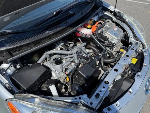 Used 2012 Toyota Prius C Two image 31