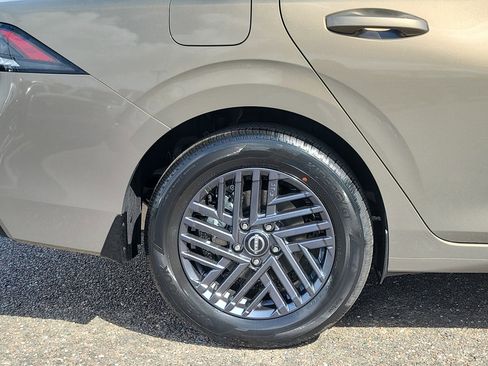 New 2026 Nissan Sentra SV FWD image 5