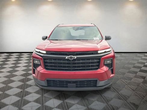 New 2026 Chevrolet Traverse LT w/ Enhanced Driving Package image 2