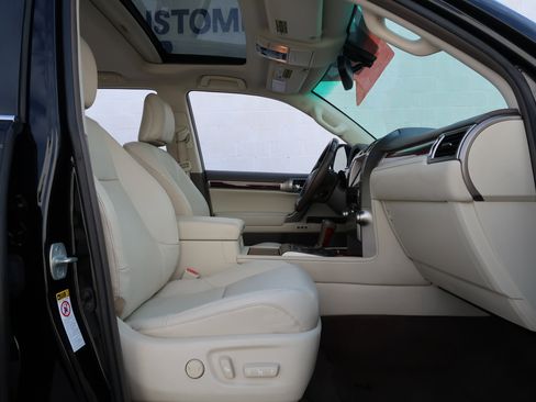 Used 2013 Lexus GX 460 image 32