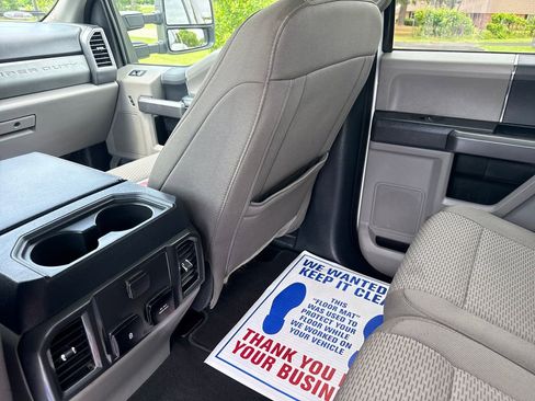 Used 2022 Ford F350 XLT image 41