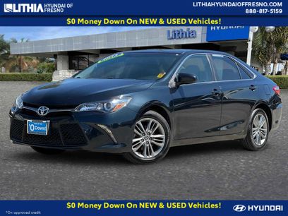 Used 2015 Toyota Camry SE w/ Moonroof Package