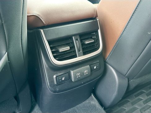 Used 2022 Subaru Outback Touring XT image 25