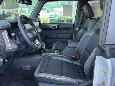 New 2025 Ford Bronco Outer Banks image 11