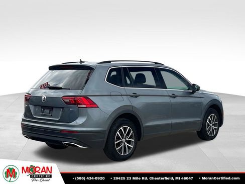 Used 2019 Volkswagen Tiguan SE w/ Panoramic Sunroof Package AWD/4WD image 5
