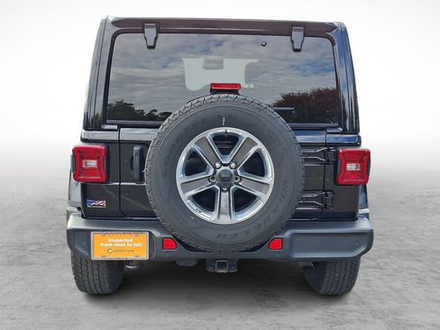 Used 2021 Jeep Wrangler Unlimited Sahara AWD/4WD image 4