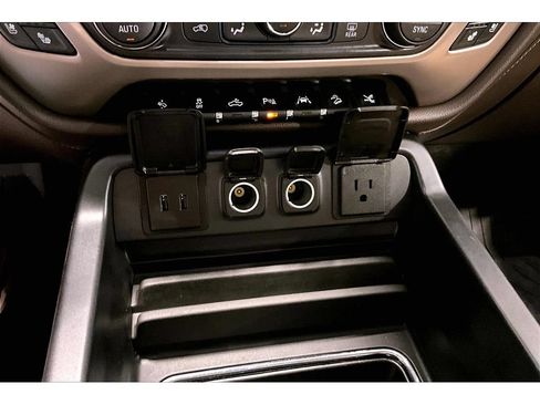 Used 2017 GMC Sierra 1500 Denali w/ Denali Ultimate Package AWD/4WD image 26