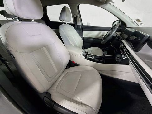 Used 2025 Hyundai Tucson SEL AWD/4WD image 24