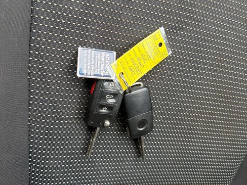 Used 2016 Volkswagen Passat 1.8T S image 27