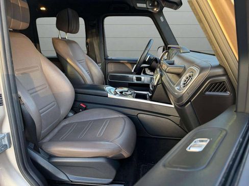 Used 2023 Mercedes-Benz G 550 image 35