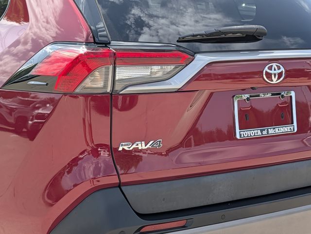 Used 2021 Toyota RAV4 Limited AWD/4WD image 8