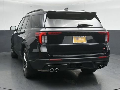 Certified 2025 Ford Explorer ST AWD/4WD image 6