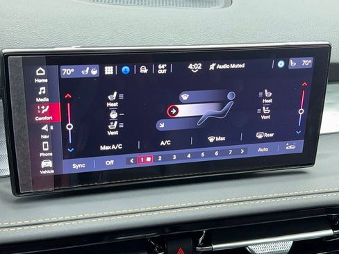 New 2025 Alfa Romeo Tonale w/ Premium Package AWD/4WD image 21
