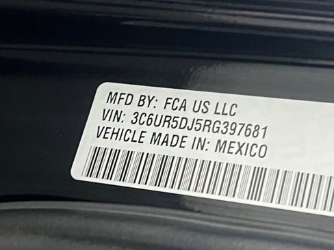 Used 2024 RAM 2500 Big Horn w/ Safety Group image 36