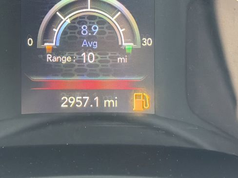 Used 2024 RAM 5500 Tradesman image 9