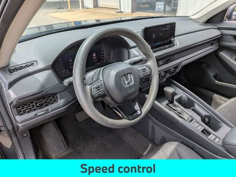Used 2025 Honda Accord LX image 31