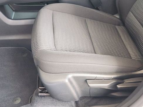 New 2026 Chevrolet Equinox LT w/ Safety and Technology Package FWD image 18