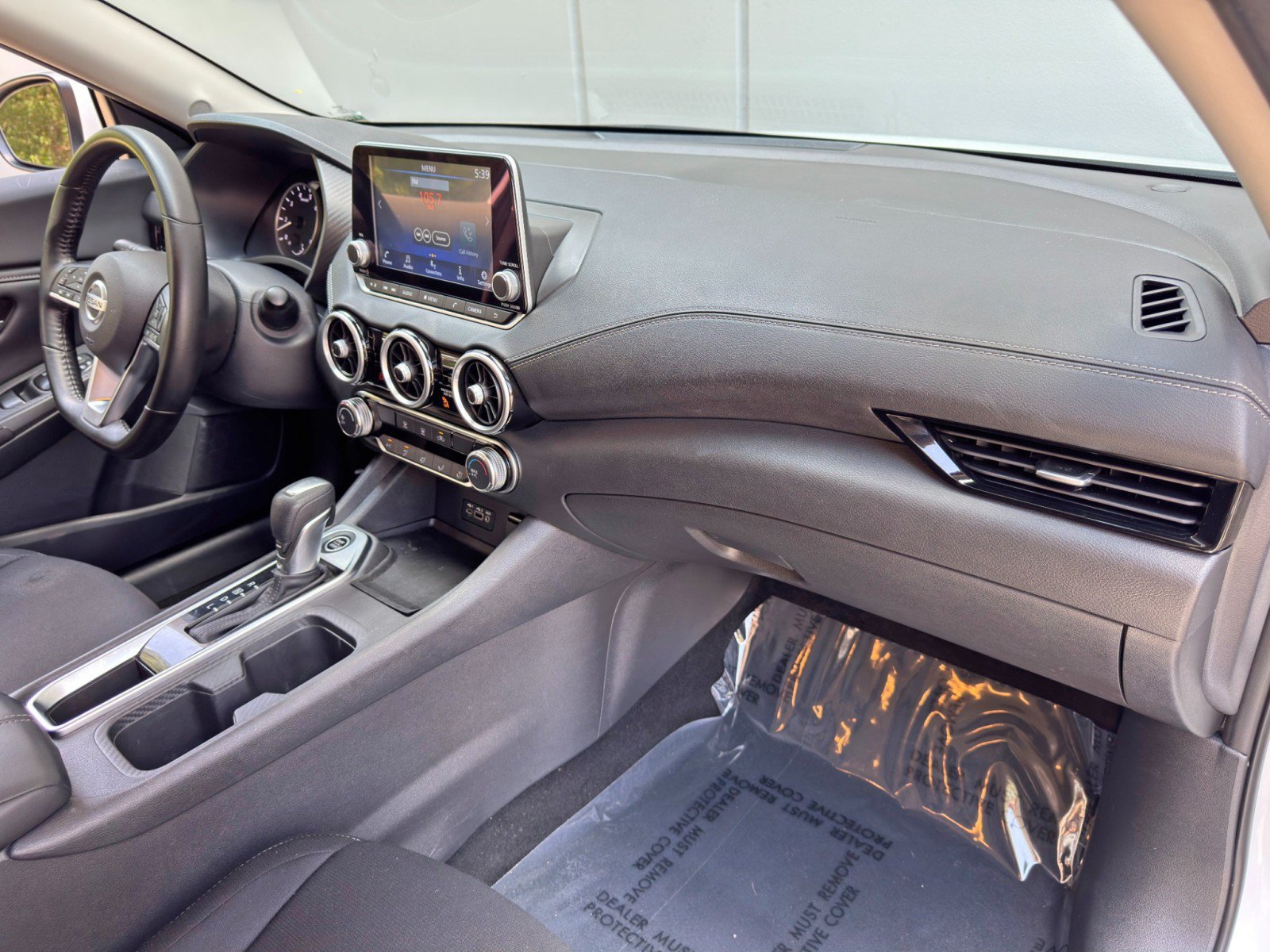 Used 2020 Land Rover Range Rover Evoque R-Dynamic HSE AWD/4WD image 13