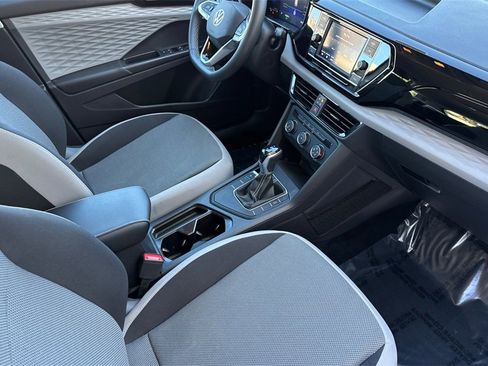 Used 2022 Volkswagen Taos S image 18