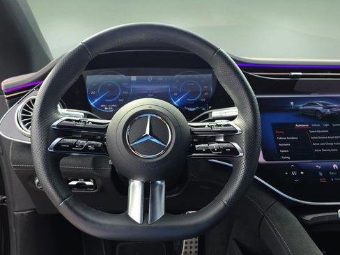 Used 2024 Mercedes-Benz EQS 580 580 image 21