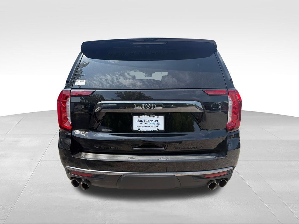 Used 2024 GMC Yukon XL Denali Ultimate AWD/4WD image 4