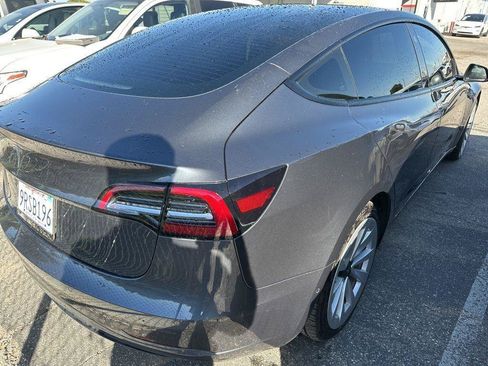 Used 2022 Tesla Model 3 RWD image 4