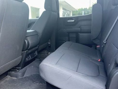 Used 2021 Chevrolet Silverado 1500 Custom Trail Boss AWD/4WD image 10