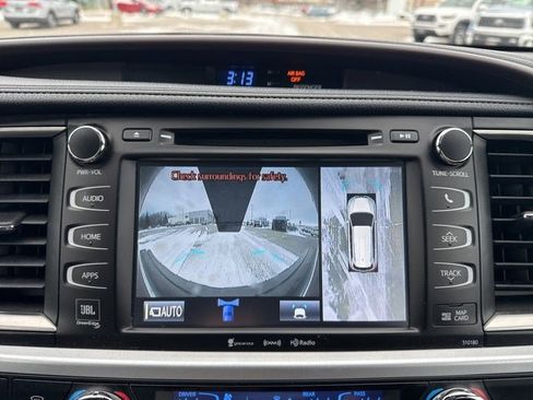 Used 2018 Toyota Highlander Limited Platinum image 36