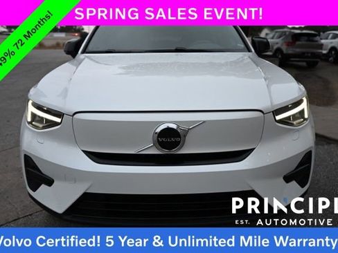 Certified 2023 Volvo C40 Recharge Core w/ Climate Package image 3