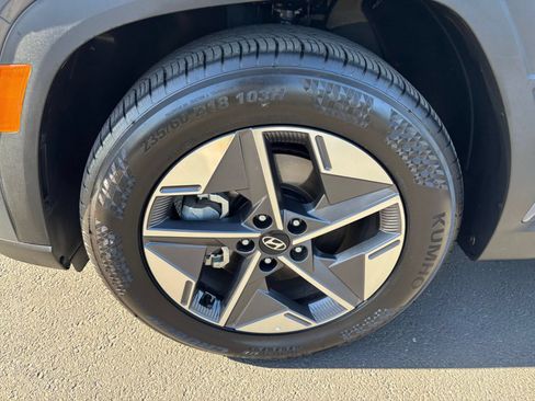 Used 2026 Hyundai Tucson SEL Plus FWD image 32