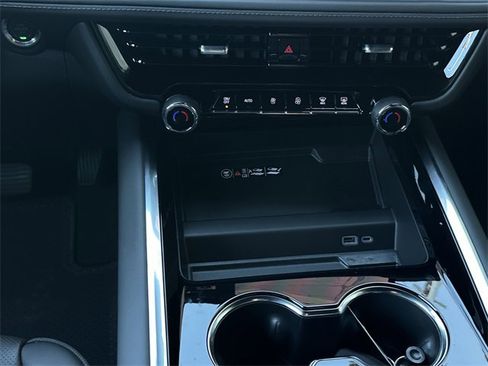 New 2026 Chevrolet Tahoe High Country image 15