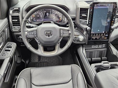 New 2025 RAM 1500 Limited image 12