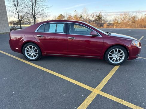 Used 2011 Chevrolet Malibu LTZ image 3
